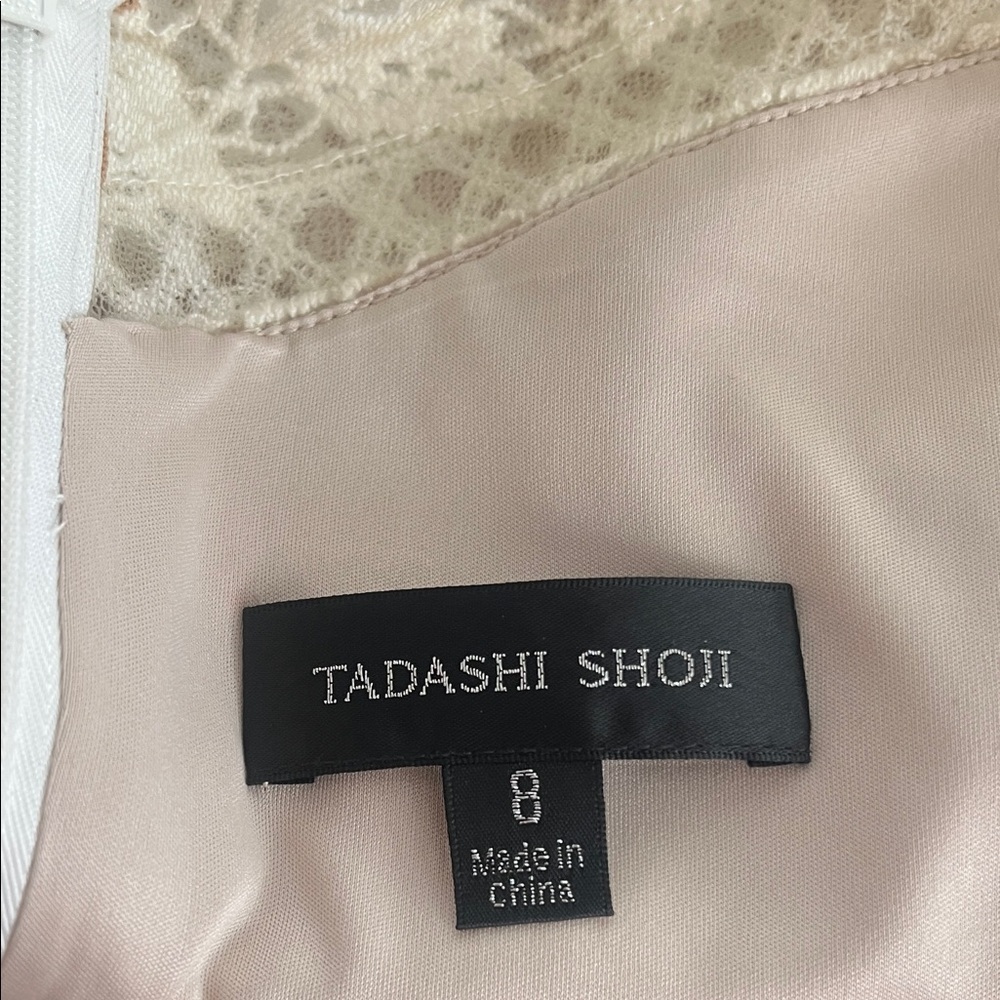 NWOT Tadashi Shoji Lace Off-Shoulder Gown in Cream and Black, Sz 8 - Picture 2 of 8